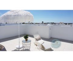 ESPLENDOR MEDITERRÁNEO: VIVE EL LUJO EN NUESTRO EXCLUSIVO ÁTICO EN CIUDAD