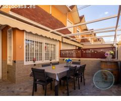 ¡Descubre este impresionante tríplex en el corazón de la Zona Deportiva!