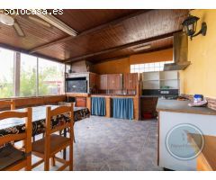 Chalet con piscina!
