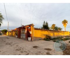 Chalet con piscina!