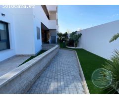 ¡Disfruta de la Vida en un Hermoso Bungalow!
