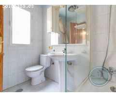 URBANIZACIÓN CON PISCINA