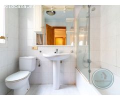 URBANIZACIÓN CON PISCINA