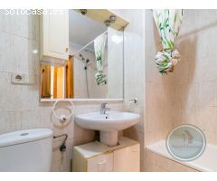 URBANIZACIÓN CON PISCINA
