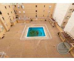 URBANIZACIÓN CON PISCINA