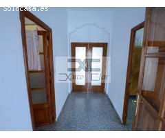 VIVIENDA EN LLOMBAI