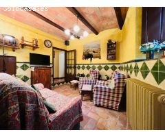BAIX EMPORDÀ, ULLASTRET, CASA