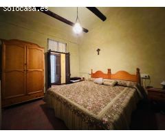 BAIX EMPORDÀ, ULLASTRET, CASA