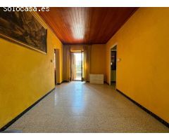 BAIX EMPORDÀ, LA BISBAL DE EMPORDÀ, CASA DE PUEBLO