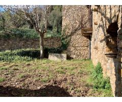 BAIX EMPORDÀ, VILOPRIU, CASA DE PIEDRA