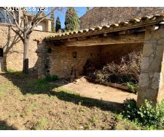 BAIX EMPORDÀ, VILOPRIU, CASA DE PIEDRA