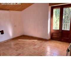 BAIX EMPORDÀ, VILOPRIU, CASA DE PIEDRA