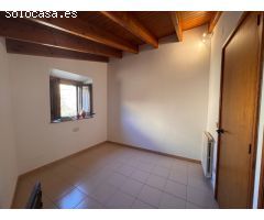BAIX EMPORDÀ, COLOMERS, CASA DE PUEBLO DE PIEDRA
