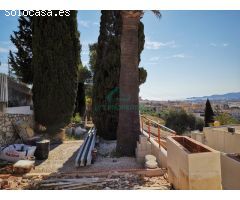 Villa con vistas al mar y al pueblo de Javea con orientación sur justo al lado