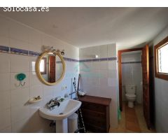 Villa con vistas al mar y al pueblo de Javea con orientación sur justo al lado
