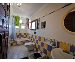 Villa con vistas al mar y al pueblo de Javea con orientación sur justo al lado