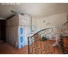 Villa con vistas al mar y al pueblo de Javea con orientación sur justo al lado
