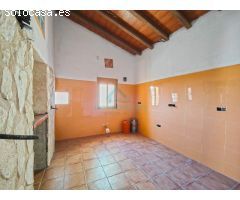 Casa rústica en plena naturaleza con increíbles vistas y privacidad.