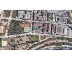 Parcela urbana para construcción de 8 viviendas: apartamentos, áticos, pisos,