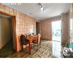 Casa de pueblo en Pedreguer con patio y terraza para reformar en Pedreguer