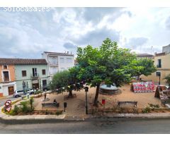 Casa de pueblo en Pedreguer con patio y terraza para reformar en Pedreguer