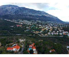 Parcela urbana de 1.200 m2 en las Rotas de Denia con vistas al mar