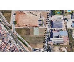 Solar urbano consolidado para la construcción de edificio de 3 alturas en les