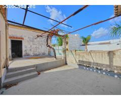Casa de pueblo en Ondara ideal para inversión por su ubicación, condiciones y