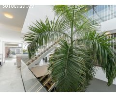 Chalet de nuev construcción con arquitectura moderna y todas las comodidades