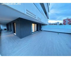 Espacioso Apartamento con 3 Habitaciones en Diagonal Mar