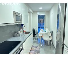 Espacioso Apartamento con 3 Habitaciones en Diagonal Mar