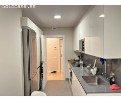 Espacioso Apartamento con 3 Habitaciones en Diagonal Mar