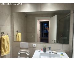 Espacioso Apartamento con 3 Habitaciones en Diagonal Mar
