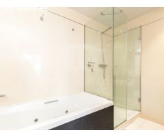 Maravilloso Apartamento con Terraza y Vistas al Mar en Paseo García Faria