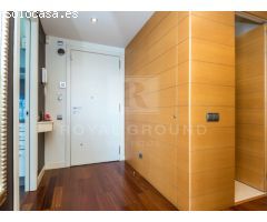 Apartamento Exclusivo y Maravilloso con Terraza y Vistas al Mar en Primera Línea