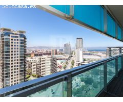 Apartamento Exclusivo y Maravilloso con Terraza y Vistas al Mar en Primera Línea