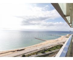Maravilloso y Exclusivo Duplex con Vistas al Mar en Barcelona