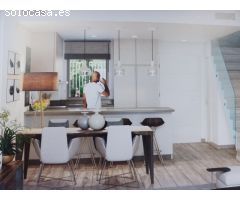 CASAS ADOSADAS CON PISCINAS PRIVADAS CENTRO ESTEPONA