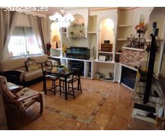 Casa en pleno pueblo con garaje