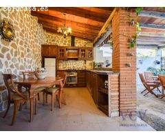 Elegancia y Comodidad: Casa Independiente con Detalles Exquisitos