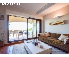 Una Joya en Gran Alacant: Lujo, Confort y Vistas Insuperables