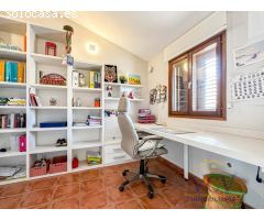 Una Joya en Gran Alacant: Lujo, Confort y Vistas Insuperables