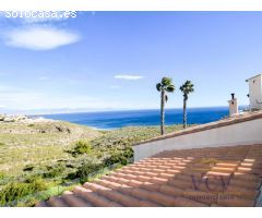 Una Joya en Gran Alacant: Lujo, Confort y Vistas Insuperables