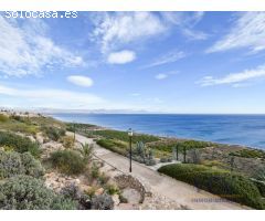 Una Joya en Gran Alacant: Lujo, Confort y Vistas Insuperables