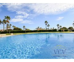 Una Joya en Gran Alacant: Lujo, Confort y Vistas Insuperables