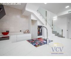 Exclusivo Chalet Pareado en Mutxamel: Confort, Modernidad y Privacidad a 5