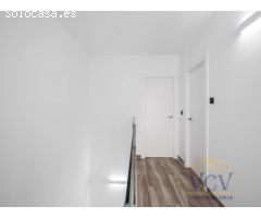 Exclusivo Chalet Pareado en Mutxamel: Confort, Modernidad y Privacidad a 5