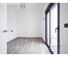 Exclusivo Chalet Pareado en Mutxamel: Confort, Modernidad y Privacidad a 5