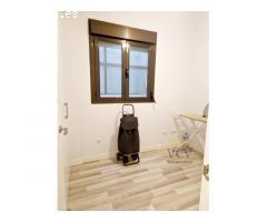 Exclusividad en el Corazón de Alicante: Piso Emblemático de Tres Habitaciones