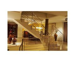 Elegancia y Comodidad: Espectacular Villa Independiente en la Mejor Zona de